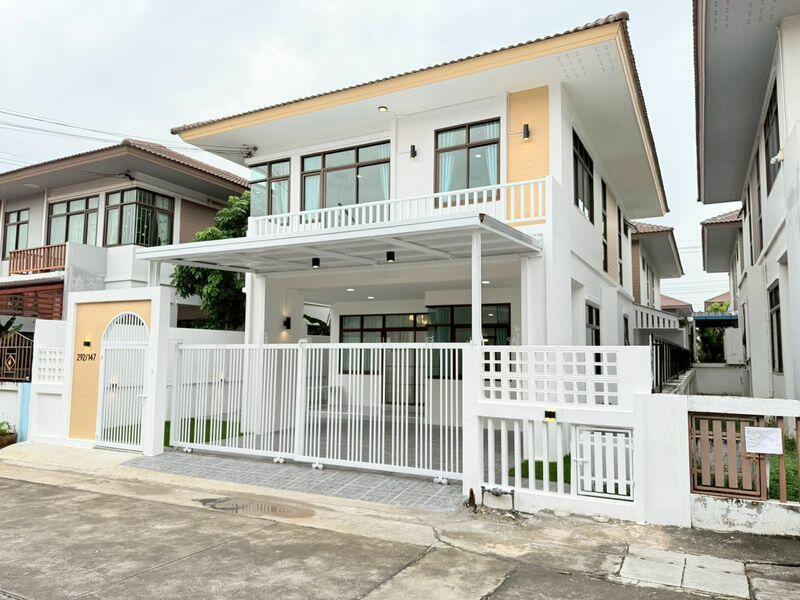 ขายบ้านเดี่ยวรีโนเวทใหม่ ม.โกลเด้นท์โฮม แหลมฉบัง ศรีราชา, ชลบุรี, ทุ่งสุขลา, ศรีราชา, ชลบุรี, 150 ตร.ม., บ้านเดี่ยว ขาย, โดย ดุสิต แสงฟ้า, 500143192 - DDproperty.com