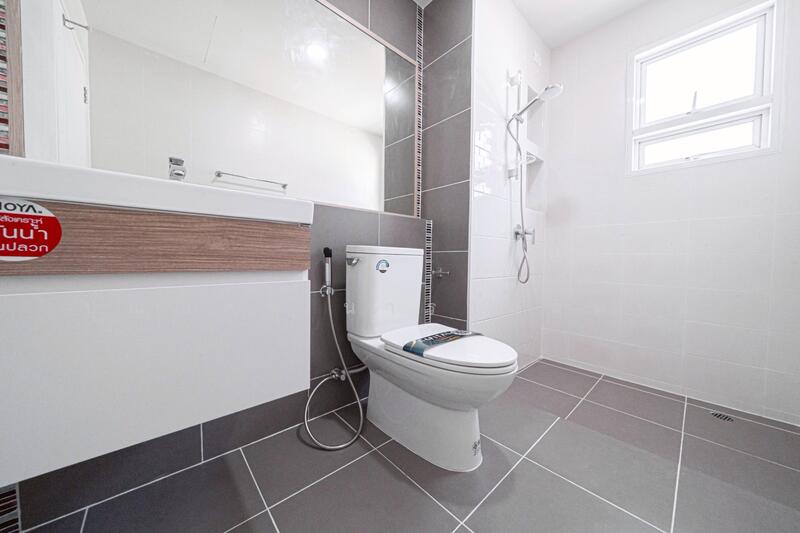 Life Bangkok Boulevard Wongwaen-Rama 9, Bangkok, Kanchanaphisek Road, Saphan Sung, Saphan Sung, Bangkok, 4 Bedrooms, 185 sqm, Single Detached House For Sale, by ปุณณภา นารานนทชัย, 500143212 - DDproperty.com