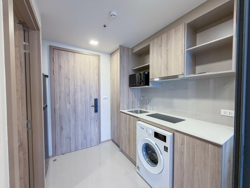 The Base Garden Rama 9, Bangkok, 18 Rama 9 Road, Hua Mak, Bang Kapi, Bangkok, 1 Bedroom, 35 sqm, Condo For Rent, by Frank Akawin, 500143244 - DDproperty.com