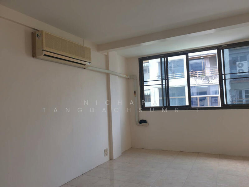 ให้เช่า ตึกแถว ย่าน ทาวน์อินทาวน์ 3 ชั้นครึ่ง, Bangkok, Wang Thonglang, Wang Thonglang, Bangkok, , 140 sqm, Office Space For Rent, by Nichapa Tangdachsumrit, 500143245 - DDproperty.com