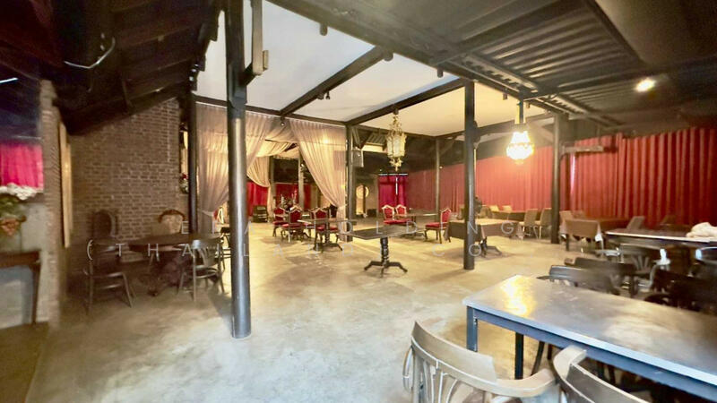 พร้อมสิ่งปลูกสร้าง, Bangkok, Khlong Chan, Bang Kapi, Bangkok, , 800 sqm, Land For Rent, by ERA Holding (Thailand) Co., Ltd., 500143264 - DDproperty.com