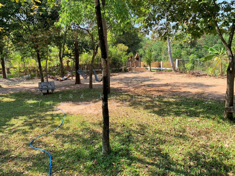 พร้อมที่ดินขนาดใหญ่, Nakhon Ratchasima, Cho Ho, Muang Nakhon Ratchasima, Nakhon Ratchasima, 5 Bedrooms, 300 sqm, Single Detached House For Sale, by ERA Holding (Thailand) Co., Ltd., 500143282 - DDproperty.com