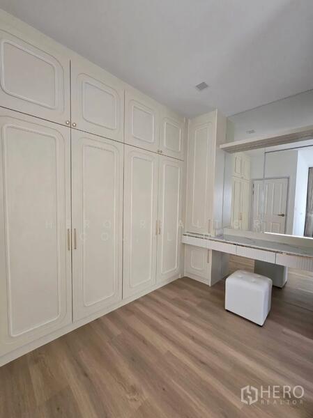 ให้เช่าบ้านแฝด โครงการ Golden Neo Sukhumvit–LaSalle เมืองสมุทรปราการ สมุทรปราการ hre00210, สมุทรปราการ, สำโรงเหนือ, เมืองสมุทรปราการ, สมุทรปราการ, 161 ตร.ม., บ้านแฝด ให้เช่า, โดย Hero Realtor Co., Ltd., 500143333 - DDproperty.com