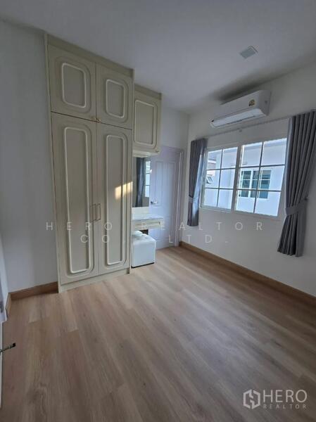 ให้เช่าบ้านแฝด โครงการ Golden Neo Sukhumvit–LaSalle เมืองสมุทรปราการ สมุทรปราการ hre00210, สมุทรปราการ, สำโรงเหนือ, เมืองสมุทรปราการ, สมุทรปราการ, 161 ตร.ม., บ้านแฝด ให้เช่า, โดย Hero Realtor Co., Ltd., 500143333 - DDproperty.com