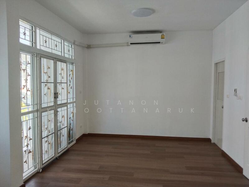 ขายทาวน์เฮาส์ 2 ชั้น โครงการสิรภัทร 2 นนทบุรี ทำเลดี เดินทางสะดวก ใกล้สถานีรถ ไฟฟ้าสายสีม่วง, นนทบุรี, ไทรม้า, เมืองนนทบุรี, นนทบุรี, 87 ตร.ม., ทาวน์เฮ้าส์ ขาย, โดย Jutanon Komoottanaruk, 500143343 - DDproperty.com