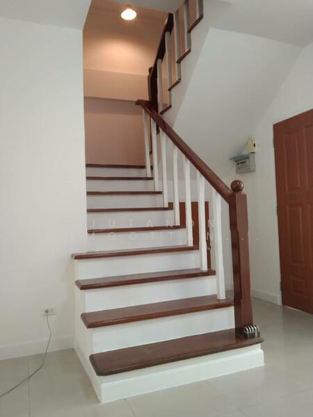 ขายทาวน์เฮาส์ 2 ชั้น โครงการสิรภัทร 2 นนทบุรี ทำเลดี เดินทางสะดวก ใกล้สถานีรถ ไฟฟ้าสายสีม่วง, Nonthaburi, Sai Ma, Muang Nonthaburi, Nonthaburi, 4 Bedrooms, 87 sqm, Townhouse For Sale, by Jutanon Komoottanaruk, 500143343 - DDproperty.com