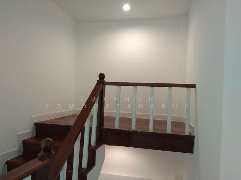 ขายทาวน์เฮาส์ 2 ชั้น โครงการสิรภัทร 2 นนทบุรี ทำเลดี เดินทางสะดวก ใกล้สถานีรถ ไฟฟ้าสายสีม่วง, นนทบุรี, ไทรม้า, เมืองนนทบุรี, นนทบุรี, 87 ตร.ม., ทาวน์เฮ้าส์ ขาย, โดย Jutanon Komoottanaruk, 500143343 - DDproperty.com