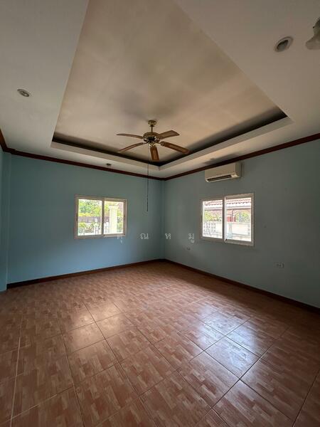 ขายบ้านเดี่ยวในพัทยา โครงการ ศุภนุชวิลเลจ (Supanuch Village) ตำบลหนองปรือ อำเภอบางละมุง ชลบุรี, Chon Buri (Pattaya), ถนนพรประภานิมิตร 22, Nong Pru, Bang Lamung (Pattaya), Chon Buri (Pattaya), 2 Bedrooms, 120 sqm, Single Detached House For Sale, by คุณหมู, 500143344 - DDproperty.com