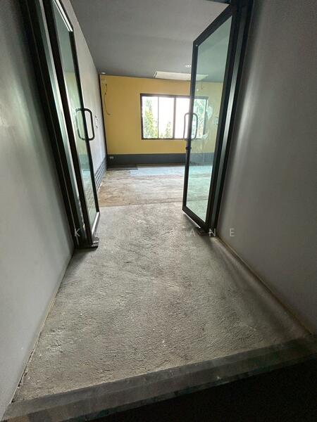 Office Building for Rent – Supapong Road, Prawet ( SPSJP113), Bangkok, ซอย สุภาพงษ์, Nong Bon, Prawet, Bangkok, , 800 sqm, Office Space For Rent, by Khun Jane, 500143370 - DDproperty.com