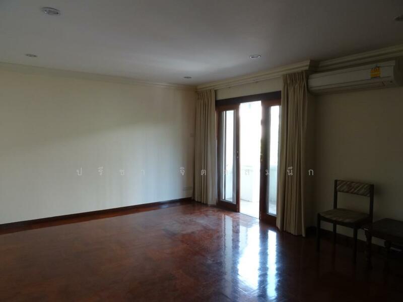 หมู่บ้านสีฟ้า โฮมออฟฟิส 4 ชั้น 350 ตรม. ให้เช่าในซอยอารีย์ 4 เหนือ, กรุงเทพ, Phaholyothin 9, สามเสนใน, พญาไท, กรุงเทพ, 350 ตร.ม., สำนักงาน ให้เช่า, โดย ปรีชา จิตต์สมนึก, 500143402 - DDproperty.com