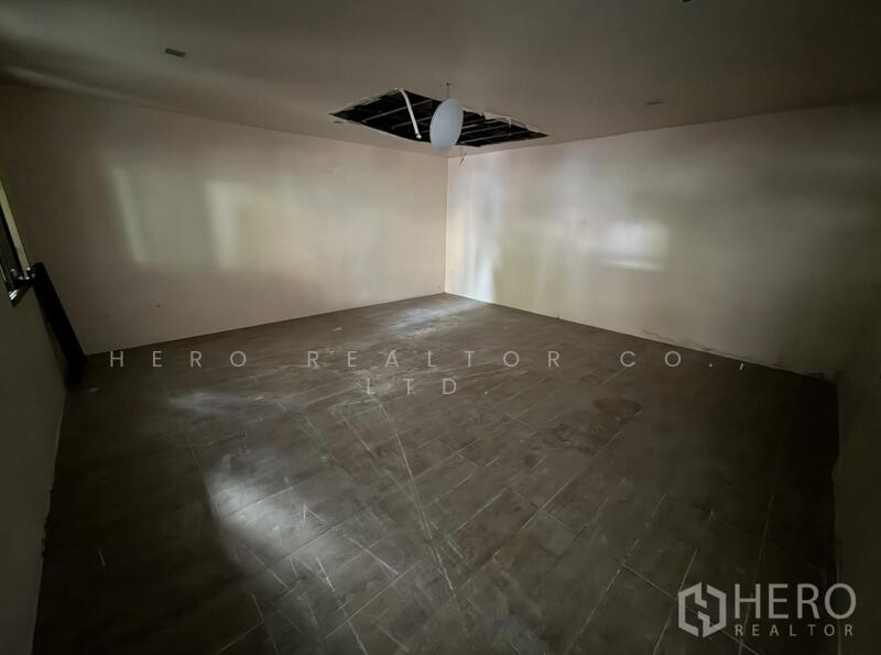 ให้เช่า - ให้เช่าอาคารพาณิชย์ ย่านนราธิวาส–สาทร ใกล้ BTS ช่องนนทรี ยานนาวา HRE00213, กรุงเทพ