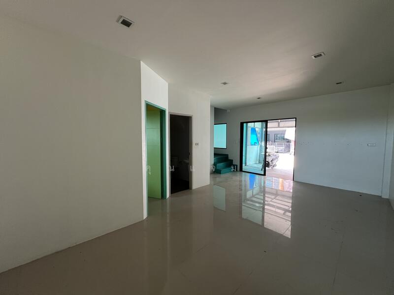 Sirarom Plus Bangna Km.29, Samut Prakan, Soi Kiattiphiphatthani, Bangna Road, Ban Rakat, Bang Bo, Samut Prakan, 4 Bedrooms, 95 sqm, Townhouse For Sale, by คุณแจม, 500143429 - DDproperty.com