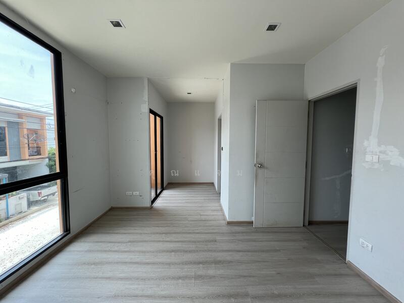 Sirarom Plus Bangna Km.29, Samut Prakan, Soi Kiattiphiphatthani, Bangna Road, Ban Rakat, Bang Bo, Samut Prakan, 4 Bedrooms, 95 sqm, Townhouse For Sale, by คุณแจม, 500143429 - DDproperty.com