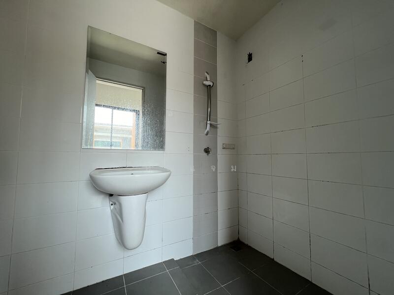 Sirarom Plus Bangna Km.29, Samut Prakan, Soi Kiattiphiphatthani, Bangna Road, Ban Rakat, Bang Bo, Samut Prakan, 4 Bedrooms, 95 sqm, Townhouse For Sale, by คุณแจม, 500143429 - DDproperty.com