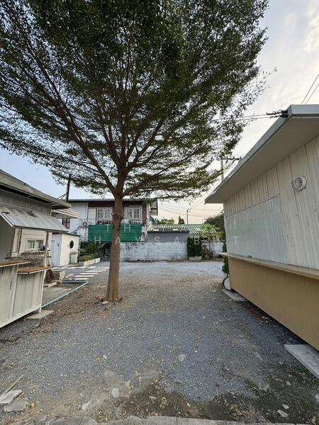 อาคาร 1 ชั้น มีที่จอถหลายคัน ติดริมถนนเมน, กรุงเทพ, สตรีวิทยา2, ลาดพร้าว, ลาดพร้าว, กรุงเทพ, 100 ตร.ม., พื้นที่ขายของ ให้เช่า, โดย Thiya​ Chaysabut, 500143458 - DDproperty.com