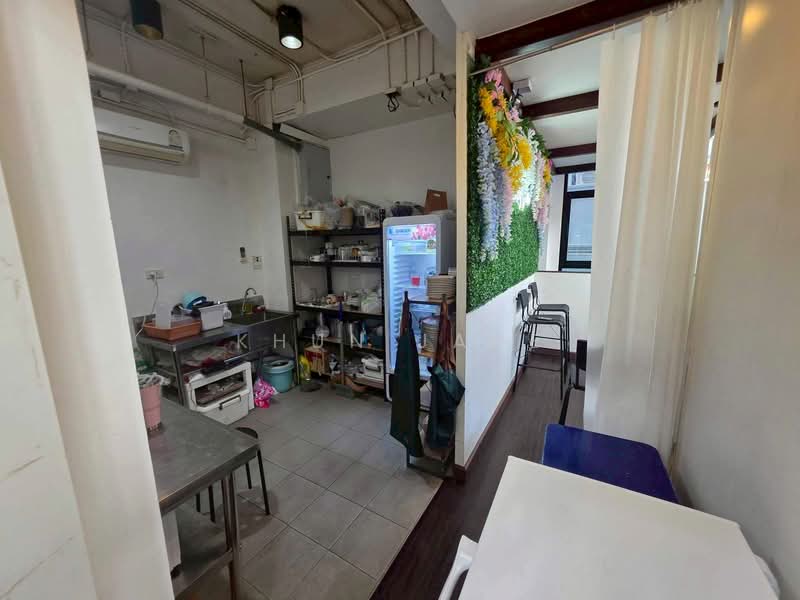 อาคารพาณิชย์ ให้เช่า อยู่ที่ สุขุมวิท 63 ใกล้ถนนใหญ่ (SPSJP123), กรุงเทพ, สุขุมวิท 63, คลองตันเหนือ, วัฒนา, กรุงเทพ, 200 ตร.ม., ตึกแถว-อาคารพาณิชย์ ให้เช่า, โดย Khun Jane, 500143471 - DDproperty.com