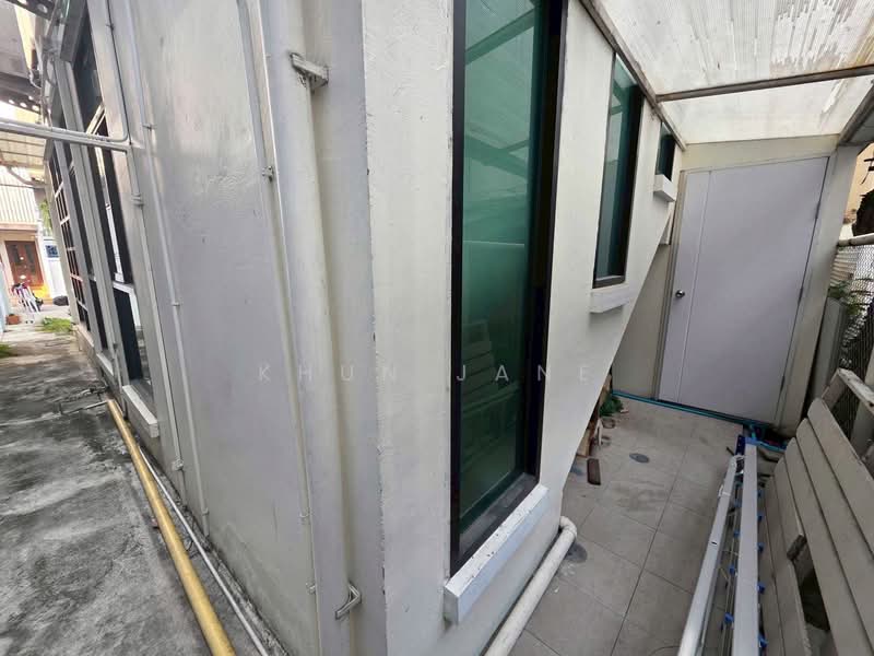 Commercial Building for Rent: Sukhumvit 63 – Near Main Road (SPSJP123), Bangkok, สุขุมวิท 63, Khlong Tan Nua, Watthana, Bangkok, , 200 sqm, Shophouse For Rent, by Khun Jane, 500143471 - DDproperty.com