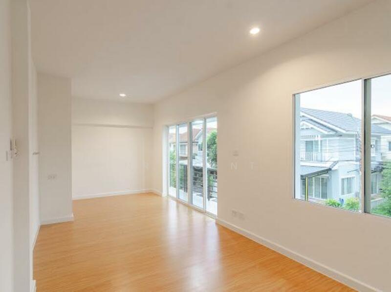 Perfect Place Sukhumvit 77-Suvarnabhumi, Samut Prakan, Lat Krabang Road, Rachathewa, Bang Plee, Samut Prakan, 3 Bedrooms, 160 sqm, Single Detached House For Sale, by NR AGENT, 500143487 - DDproperty.com