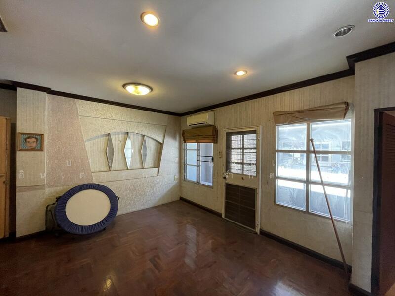 Sriwara Town in Town, Bangkok, Sriwara Road, Phlapphla, Wang Thonglang, Bangkok, 3 Bedrooms, 240 sqm, Townhouse For Sale, by บางกอก แอสเซท อินเตอร์กรุ๊ป จำกัด (มหาชน), 500143493 - DDproperty.com