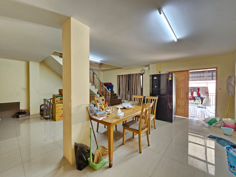 อาคารพาณิชย์พานทอง ชลบุรี, Chon Buri (Pattaya), Nong Kakha, Phan Thong, Chon Buri (Pattaya), , 100 sqm, Shophouse For Sale, by The Best Property ปู, 500143532 - DDproperty.com