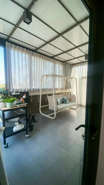 Three Storey Office 2 Bedrooms for sale East Pattaya, Chon Buri (Pattaya), Bang Lamung, Bang Lamung (Pattaya), Chon Buri (Pattaya), 2 Bedrooms, 356 sqm, Single Detached House For Sale, by PLC Real Estate, 500143550 - DDproperty.com