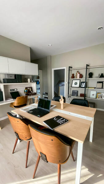 Three Storey Office 2 Bedrooms for sale East Pattaya, Chon Buri (Pattaya), Bang Lamung, Bang Lamung (Pattaya), Chon Buri (Pattaya), 2 Bedrooms, 356 sqm, Single Detached House For Sale, by PLC Real Estate, 500143550 - DDproperty.com