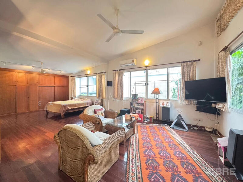 Single House on Sukhumvit 38, Bangkok, สุขุมวิท 38, Phra Kanong, Khlong Toei, Bangkok, 4 Bedrooms, 1,200 sqm, Single Detached House For Sale, by Sawitri Posawat, 500143559 - DDproperty.com