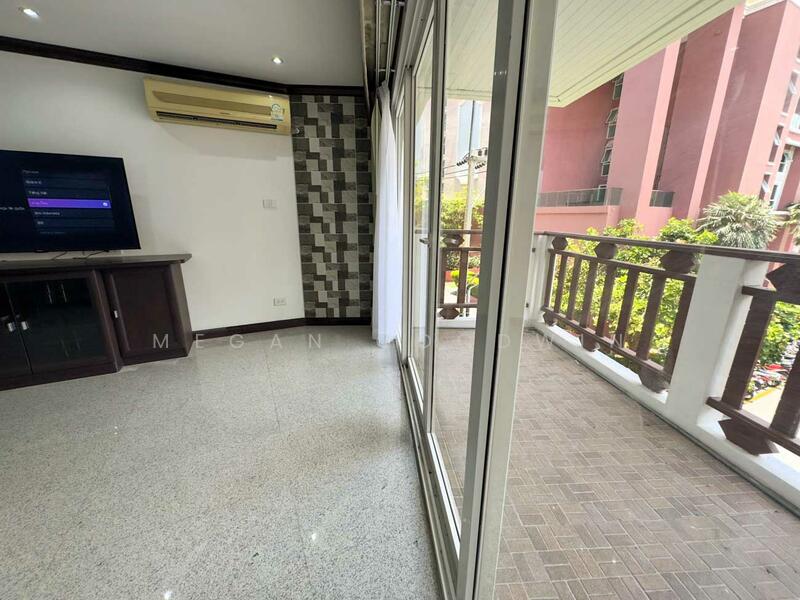Royal Hill Resort, Chon Buri (Pattaya), 154 Thappraya Rd, Nong Pru, Bang Lamung (Pattaya), Chon Buri (Pattaya), 2 Bedrooms, 137 sqm, Condo For Sale, by Megan Goodwin, 500143563 - DDproperty.com