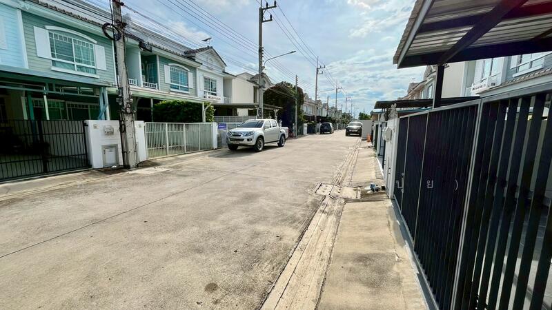 วิลลาจจิโอ อยุธยา : Villaggio Ayutthaya, พระนครศรีอยุธยา, บ้านกรด, บางปะอิน, พระนครศรีอยุธยา, 89 ตร.ม., บ้านเดี่ยว ขาย, โดย คุณ ภรณ์ทิพย์ (ปุ๋ย), 500143588 - DDproperty.com