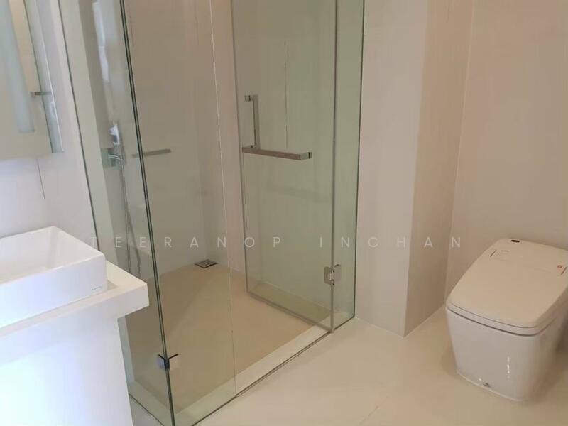 The Bangkok Sathorn : เดอะ แบงค็อก สาทร, กรุงเทพ, 111 ถนนสาทรใต้, ยานนาวา, สาทร, กรุงเทพ, 68 ตร.ม., คอนโด ขาย, โดย Teeranop Inchan, 500143642 - DDproperty.com