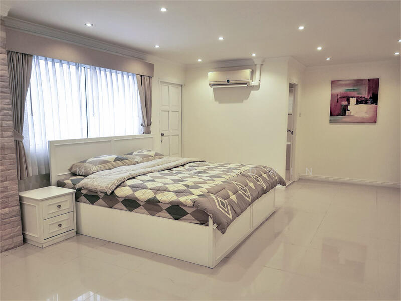 For Sale - Rungfa Condominium, Chon Buri (Pattaya)