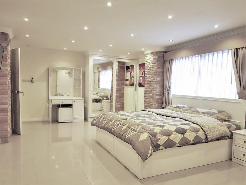 ขาย - Rungfa Condominium : รุ่งฟ้า คอนโดมิเนียม, ชลบุรี