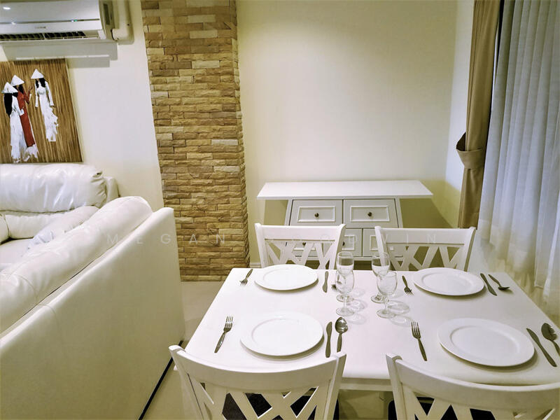 ขาย - Rungfa Condominium : รุ่งฟ้า คอนโดมิเนียม, ชลบุรี