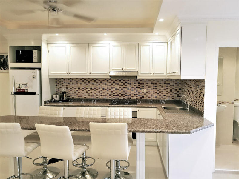 ขาย - Rungfa Condominium : รุ่งฟ้า คอนโดมิเนียม, ชลบุรี