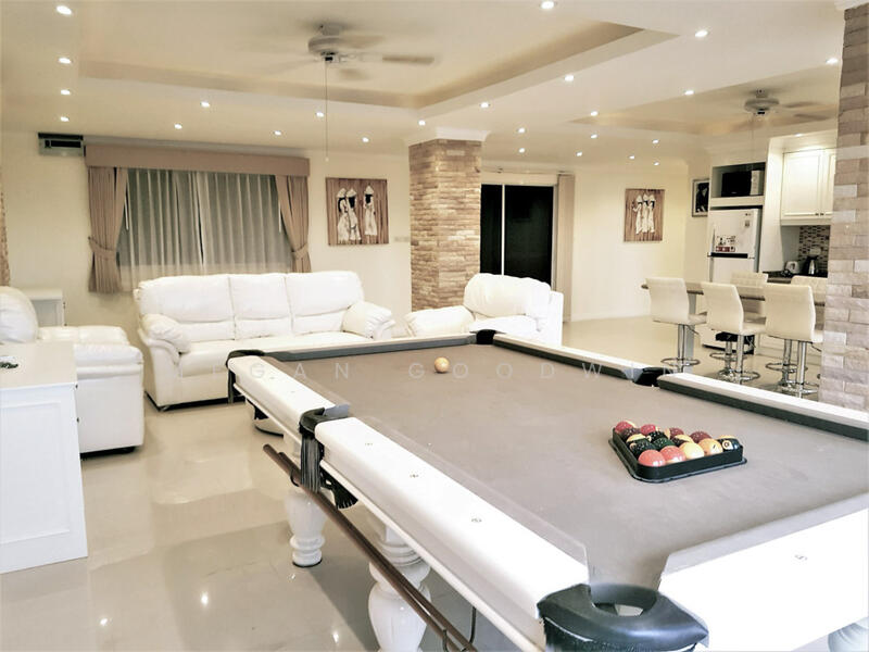 For Sale - Rungfa Condominium, Chon Buri (Pattaya)