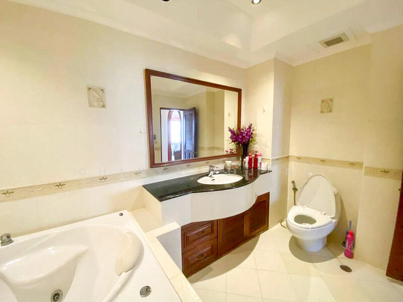 View Talay 3 Condominium Pratumnak, Chon Buri (Pattaya), 6 พระตำหนัก, Nong Pru, Bang Lamung (Pattaya), Chon Buri (Pattaya), 2 Bedrooms, 137 sqm, Condo For Sale, by Chanya Rojana, 500143662 - DDproperty.com