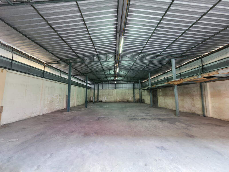 คุ้มค่า น่าลงทุน โกดังเปล่าขนาดเล็ก หรือทำเป็นโรงงาน ขนาด 51 ตร.ว. ผังเมืองสีส้ม กลางแหล่งค้าขาย, กรุงเทพ, ประชาอุทิศ 59 แยก 5, บางมด, ทุ่งครุ, กรุงเทพ, 204 ตร.ม., โกดัง-โรงงาน ขาย, โดย คุณจา, 500143666 - DDproperty.com