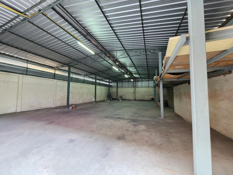 คุ้มค่า น่าลงทุน โกดังเปล่าขนาดเล็ก หรือทำเป็นโรงงาน ขนาด 51 ตร.ว. ผังเมืองสีส้ม กลางแหล่งค้าขาย, กรุงเทพ, ประชาอุทิศ 59 แยก 5, บางมด, ทุ่งครุ, กรุงเทพ, 204 ตร.ม., โกดัง-โรงงาน ขาย, โดย คุณจา, 500143666 - DDproperty.com