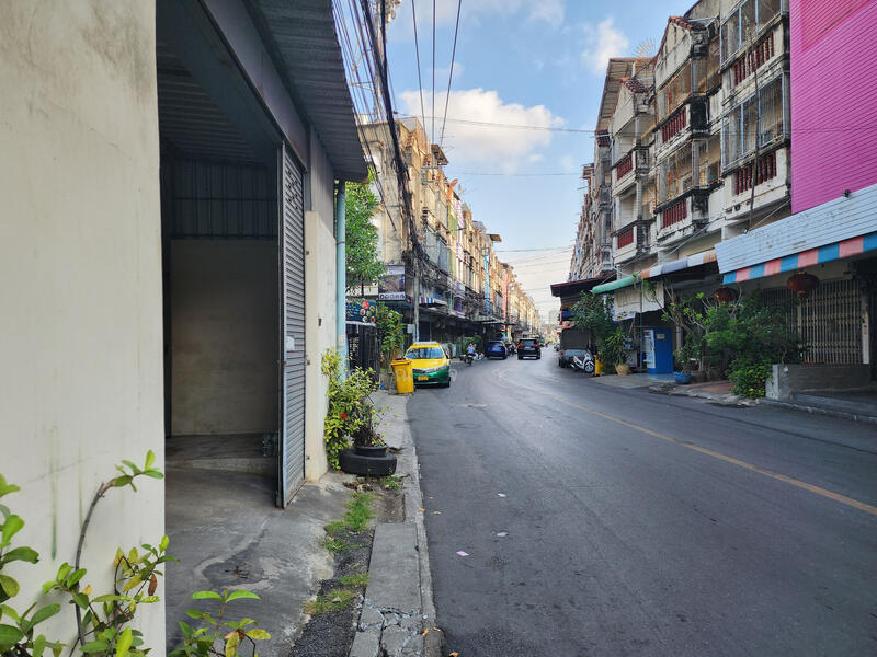 คุ้มค่า น่าลงทุน โกดังเปล่าขนาดเล็ก หรือทำเป็นโรงงาน ขนาด 51 ตร.ว. ผังเมืองสีส้ม กลางแหล่งค้าขาย, กรุงเทพ, ประชาอุทิศ 59 แยก 5, บางมด, ทุ่งครุ, กรุงเทพ, 204 ตร.ม., โกดัง-โรงงาน ขาย, โดย คุณจา, 500143666 - DDproperty.com