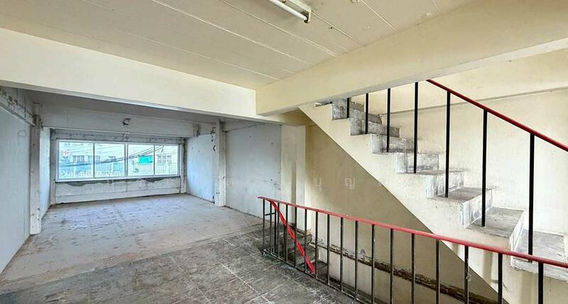 ตึก 3 ชั้น ซอยทวีคูณ ถนนสุขุมวิท-ศรีราชา ชลบุรี, Chon Buri (Pattaya), Surasak, Si Racha, Chon Buri (Pattaya), 2 Bedrooms, 160 sqm, Townhouse For Sale, by กรกฤตย์ บุญสระ, 500143707 - DDproperty.com