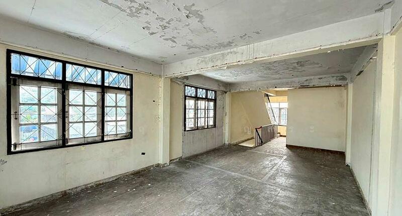 ตึก 3 ชั้น ซอยทวีคูณ ถนนสุขุมวิท-ศรีราชา ชลบุรี, ชลบุรี, สุรศักดิ์, ศรีราชา, ชลบุรี, 160 ตร.ม., ทาวน์เฮ้าส์ ขาย, โดย กรกฤตย์ บุญสระ, 500143707 - DDproperty.com