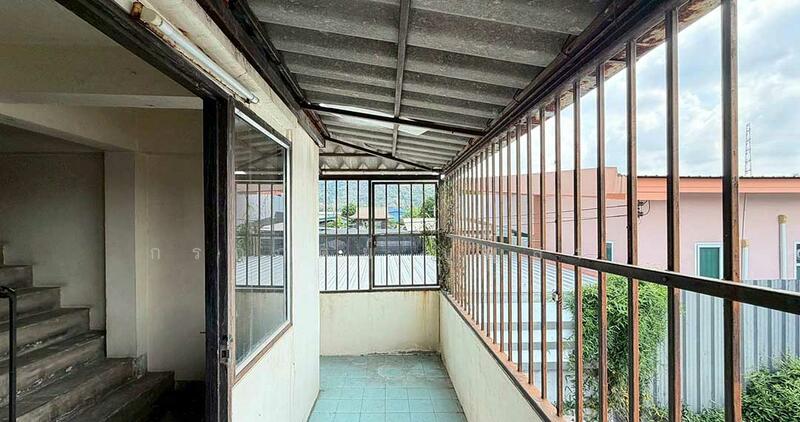 ตึก 3 ชั้น ซอยทวีคูณ ถนนสุขุมวิท-ศรีราชา ชลบุรี, Chon Buri (Pattaya), Surasak, Si Racha, Chon Buri (Pattaya), 2 Bedrooms, 160 sqm, Townhouse For Sale, by กรกฤตย์ บุญสระ, 500143707 - DDproperty.com