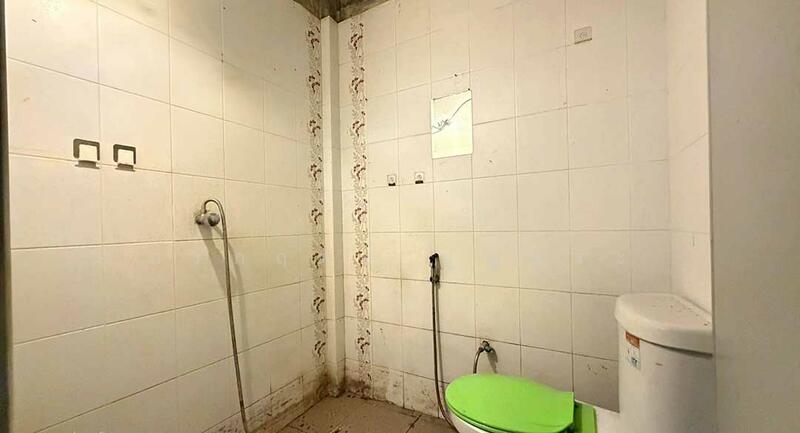 ตึก 3 ชั้น ซอยทวีคูณ ถนนสุขุมวิท-ศรีราชา ชลบุรี, ชลบุรี, สุรศักดิ์, ศรีราชา, ชลบุรี, 160 ตร.ม., ทาวน์เฮ้าส์ ขาย, โดย กรกฤตย์ บุญสระ, 500143707 - DDproperty.com