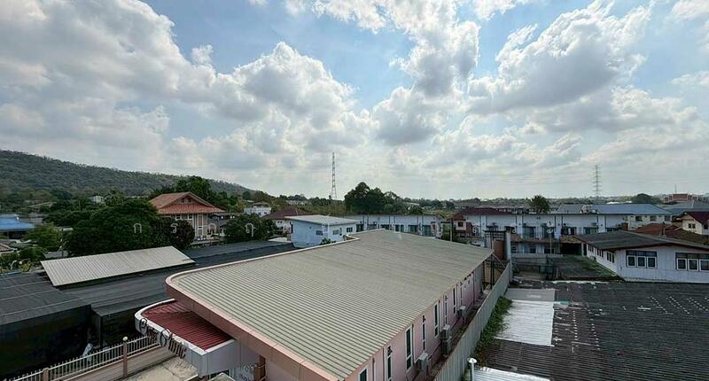 ตึก 3 ชั้น ซอยทวีคูณ ถนนสุขุมวิท-ศรีราชา ชลบุรี, Chon Buri (Pattaya), Surasak, Si Racha, Chon Buri (Pattaya), 2 Bedrooms, 160 sqm, Townhouse For Sale, by กรกฤตย์ บุญสระ, 500143707 - DDproperty.com