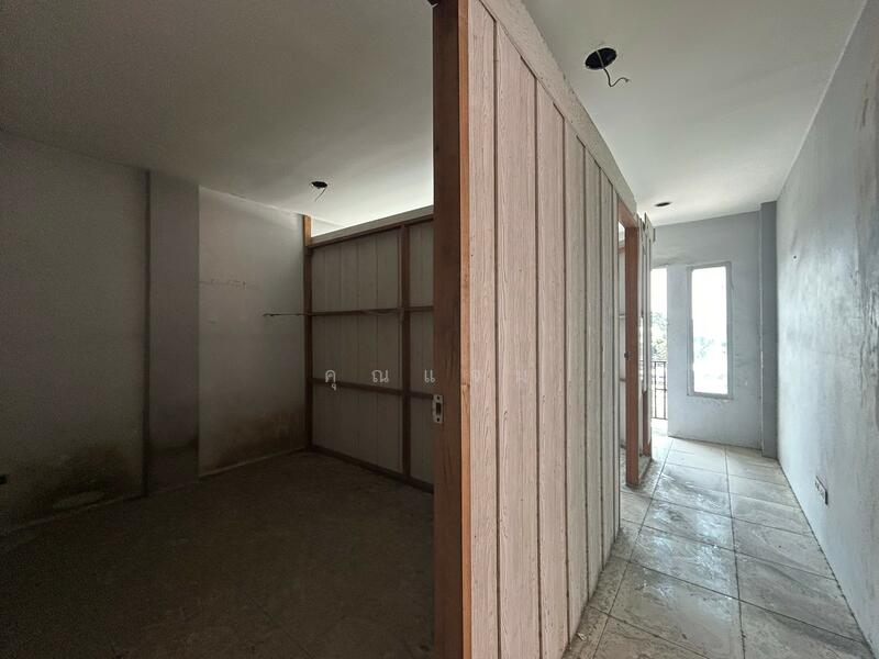 นอกโครงการอาคารพาณิชย์นนทบุรี, นนทบุรี, บางขุนกอง, บางกรวย, นนทบุรี, 836 ตร.ม., ตึกแถว-อาคารพาณิชย์ ขาย, โดย คุณแจม, 500143735 - DDproperty.com