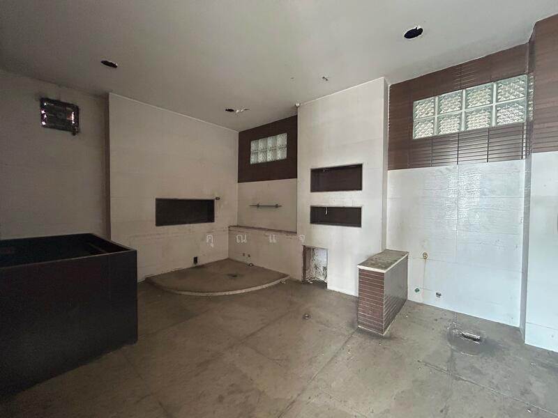 นอกโครงการอาคารพาณิชย์นนทบุรี, นนทบุรี, บางขุนกอง, บางกรวย, นนทบุรี, 836 ตร.ม., ตึกแถว-อาคารพาณิชย์ ขาย, โดย คุณแจม, 500143735 - DDproperty.com