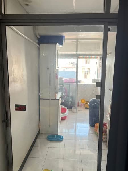 Family Park Condominium, Bangkok, 48 Soi Ladprao 48 separate 3 Ladprao Road, Samsen Nok, Huai Khwang, Bangkok, 1 Bedroom, 42 sqm, Condo For Sale, by One Re., 500143796 - DDproperty.com