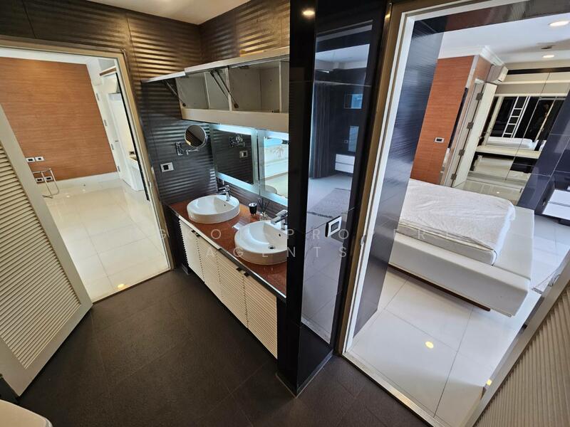The Master Centrium Asoke-Sukhumvit, Bangkok, Sukhumvit 21, Khlongtoei Nua, Watthana, Bangkok, 2 Bedrooms, 229 sqm, Condo For Rent, by BANGKOK PROPERTY AGENTS, 500143856 - DDproperty.com