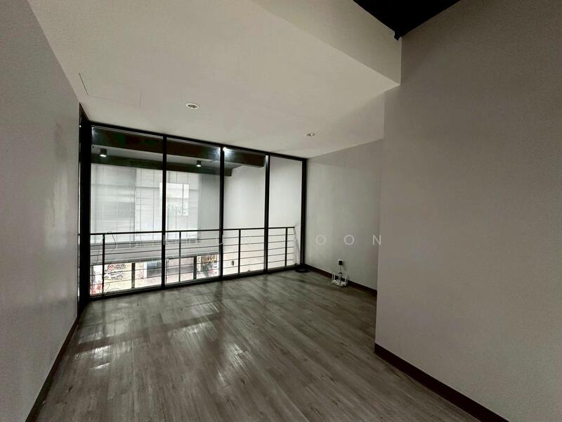 Home Office for Rent – Modern Luxury Loft | Sukhumvit 77 (SPSSR62), Bangkok, สุขุมวิท77, Prawet, Prawet, Bangkok, , 370 sqm, Shophouse For Rent, by Khun Poon, 500143859 - DDproperty.com