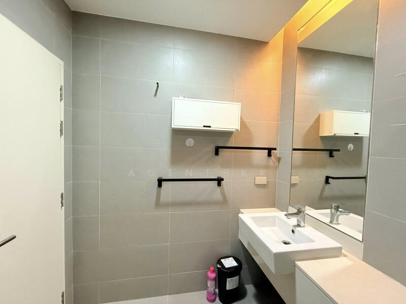 Vantage Ratchavipa, Bangkok, Krung Thep Maha Nakhon, Lat Yao, Chatuchak, Bangkok, 1 Bedroom, 48 sqm, Condo For Rent, by Agentbkk, 500143940 - DDproperty.com